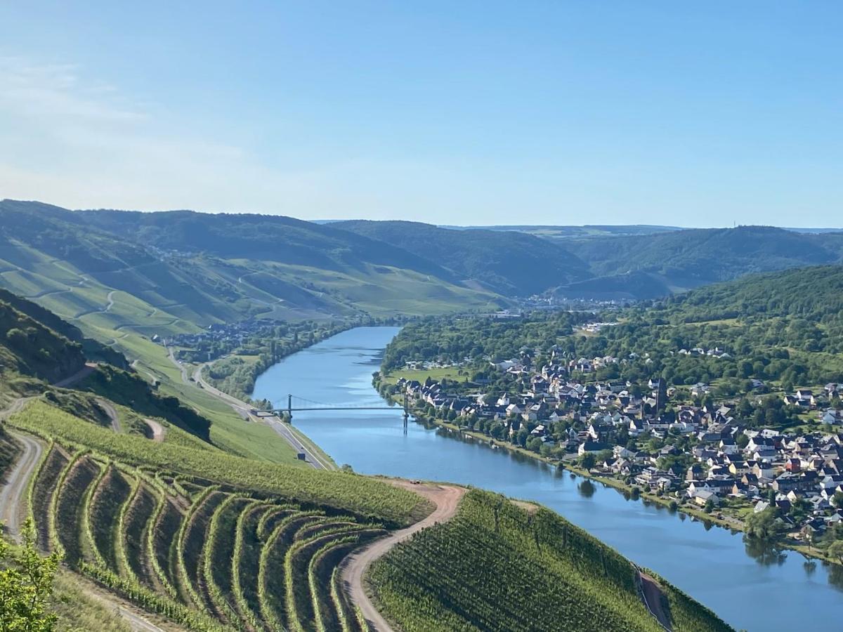 Ferienwohnungen Und Gaestezimmer Peter Busch برنكاستيل كويس المظهر الخارجي الصورة